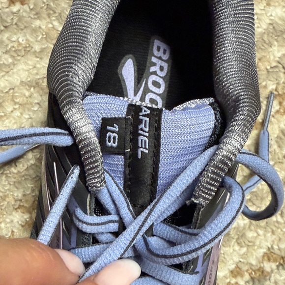 BROOKS Ariel 18 Women’s Running Shoes Size 7.5 Wide Gray Lavender 1202711D039 - Picture 8 of 10